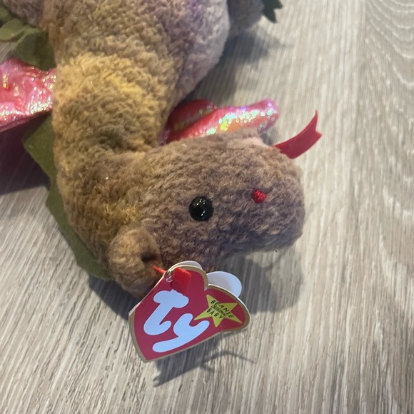 𝅺TY Beanie Baby Scorch the Dragon, Purple Tye Dye good Condition Beanie Babies - Picture 4 of 4